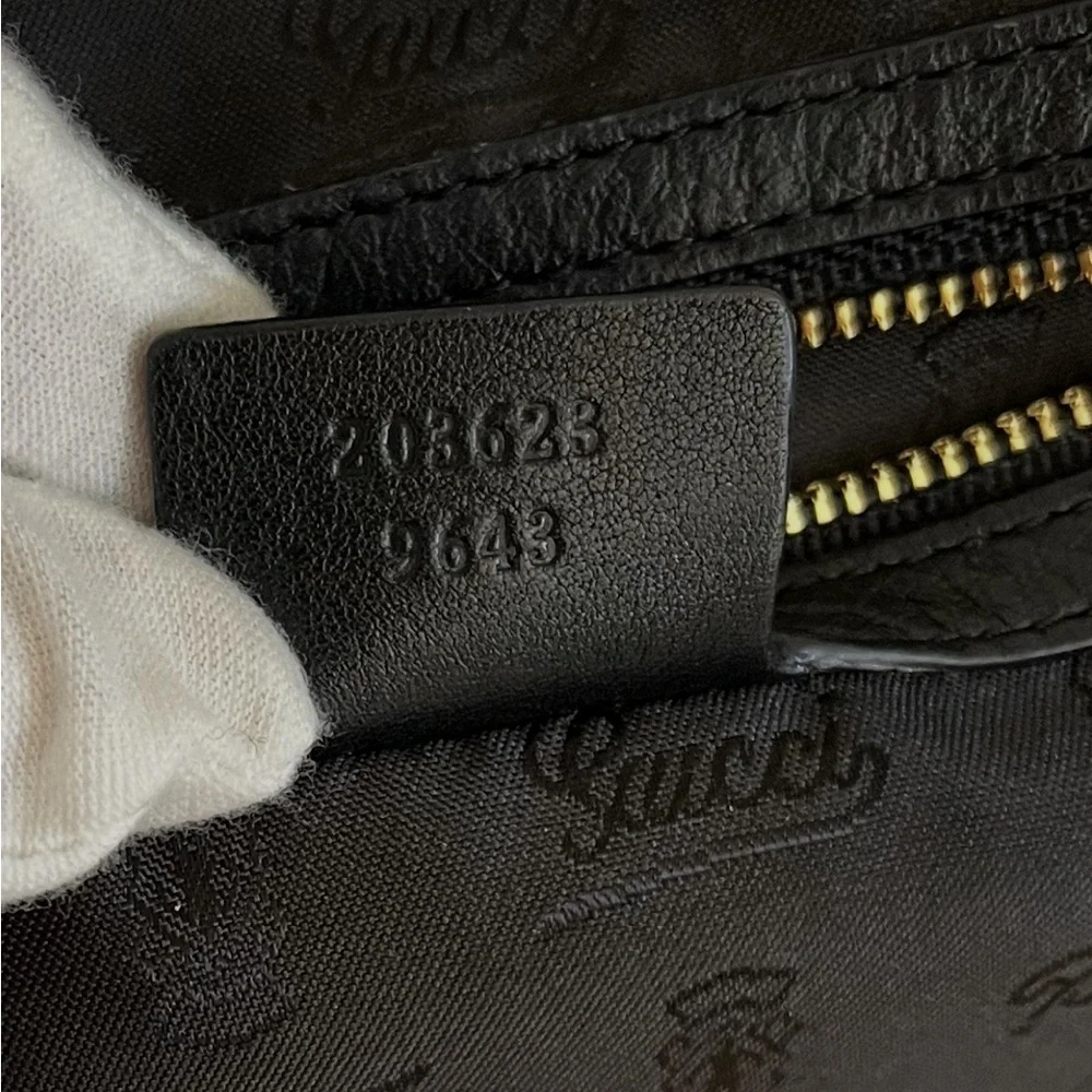 Gucci Guccissima Studded Leather Pelham Shoulder Bag Ltd Ed Rare 1990